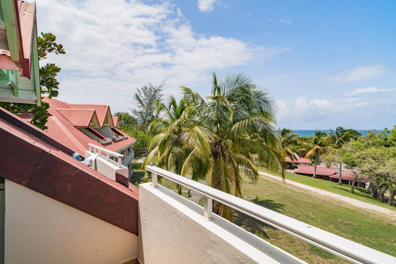 Village Pierre & Vacances Sainte Anne Ngoại thất bức ảnh